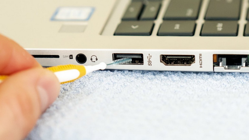 how to clean a usb cable_3