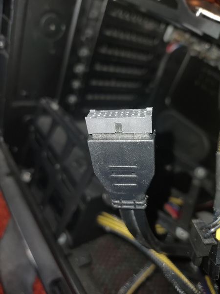 how to remove usb 3 cable from motherboard_1