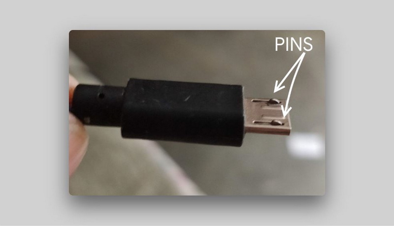 how to keep usb cable from falling out_1