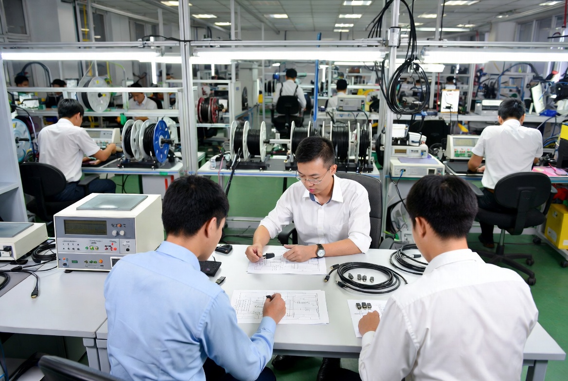 OEM HDMI Manufacturing And B2B Collaboration OEM HDMI Manufacturing And B2B Collaboration